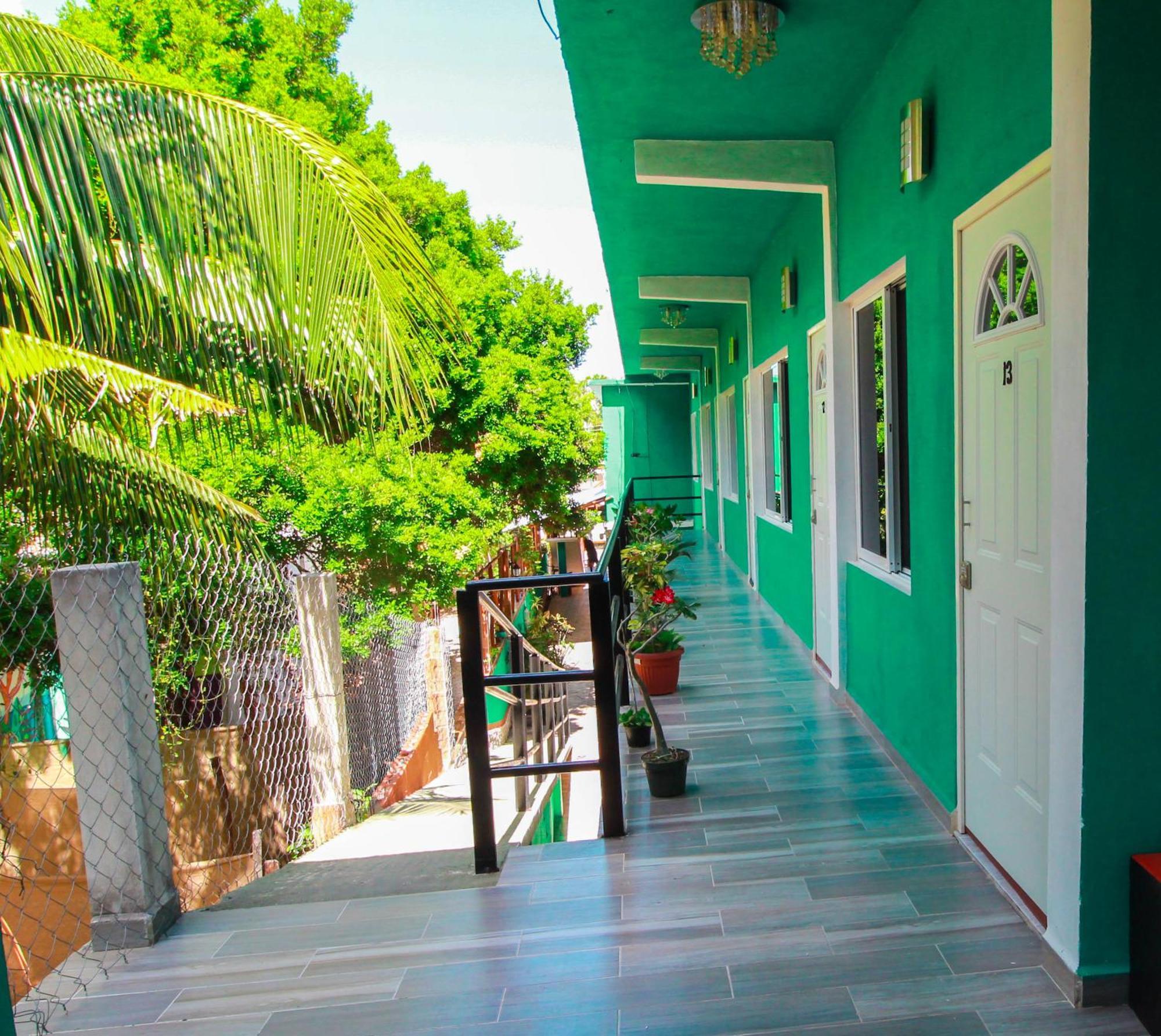 Hotel Vias Maya บากาลาร์ ภายนอก รูปภาพ